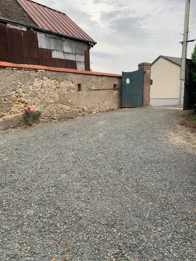 Mesnie Sas Villa Reugny  Exterior photo